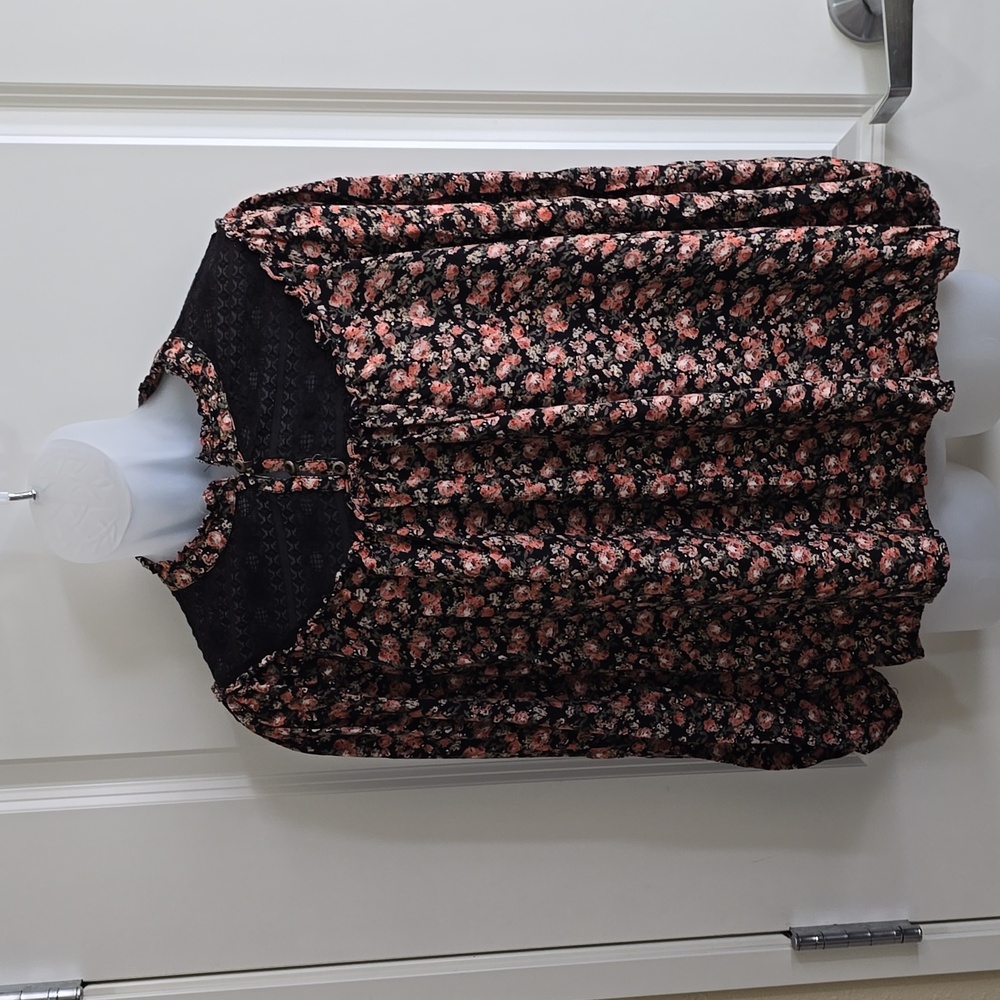 Maurices Floral Lace Blouse Size XL
